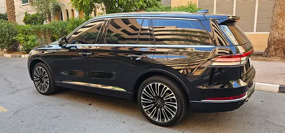 2025 Lincoln AVIATOR — фото 5