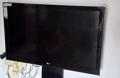 LG 50" LCD TV - Wall-mounted, good working condition