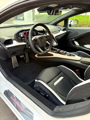 2026 Lamborghini TEMERARIO 照片 6