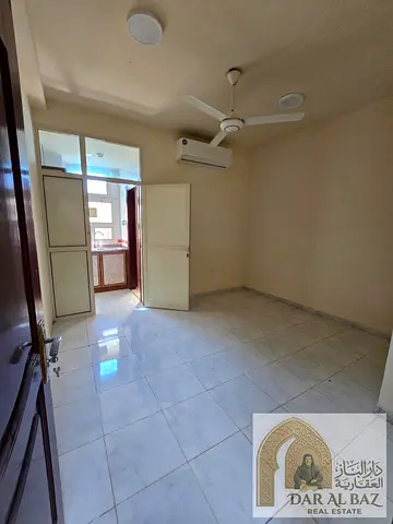 🏠 For Annual Rent in Sharjah Excellent space with split A/C ❄️ 💰 Only AED 15,000 per year! Suitable for families and employees. Great opportunity at