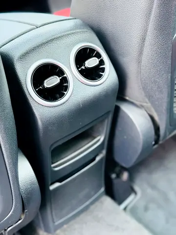 2020 Mercedes-BENZ GLB 缩略图 12
