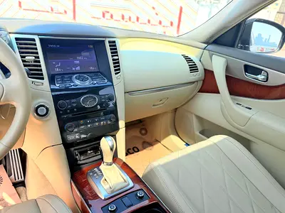 2014 Infiniti QX70 — миниатюра 13