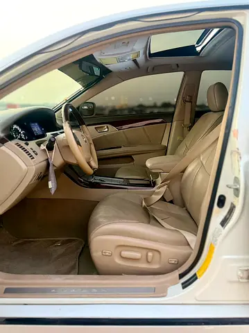 صورة 9 لـ 2009 Toyota AVALON