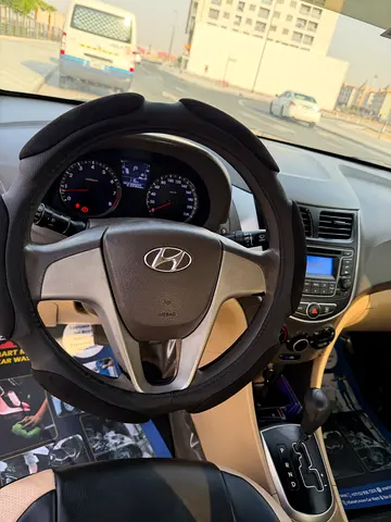 2015 Hyundai ACCENT photo 7