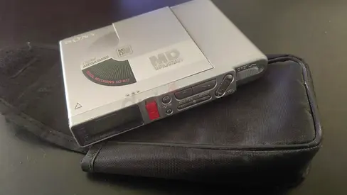 Mini disc walkman and Mini discs