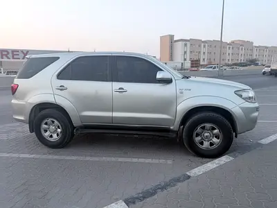 2010 Toyota FORTUNER — фото 9