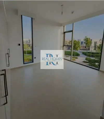 Luxury Corner 4BR + Maid | Private Garden | ideal unit