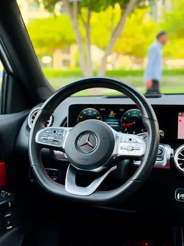 2020 Mercedes-BENZ GLB 缩略图 15
