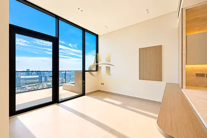 Premium | High floor | Luxury Living | Ready to move