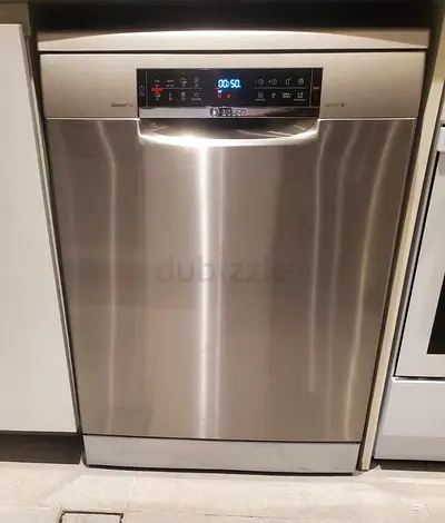 Bosch series-6 Stainless steel dishwasher - good working condition like new.