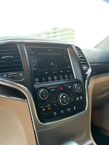 صورة 10 لـ 2018 JEEP CHEROKEE