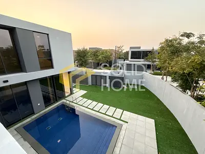 Massive Plot|Corner 4BR|Bright Sunlight|Mortgage