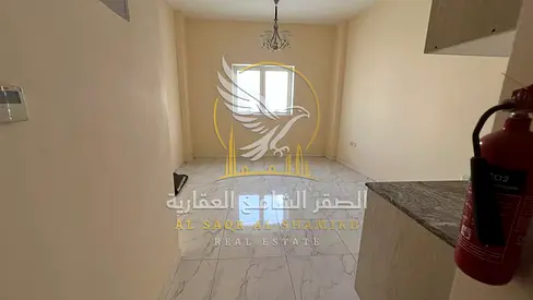 استديو مميز للإيجار السنوي في منطقة البوطينة، ثاني ساكن، موقع حيوي ومميز باقل سعر