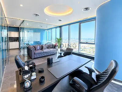 Corner Office | Churchill Executive | Canal And Marina View
