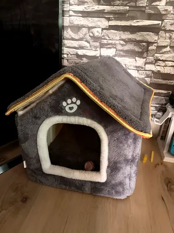 Grey plush pet house/bed - small to medium, gently used