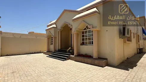 فيلا واسعة بسعر مميز في الروضة | 3 غرف ماستر