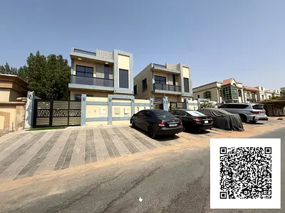 The upper floor of the villa is the second plot from Sheikh Ammar Street.