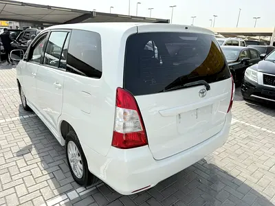 2015 Toyota INNOVA 照片 5