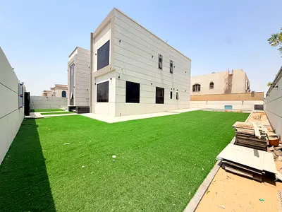 Levish 5bhk Villa 7washroom with pool for sale al Hoshi Sharjah only 4m