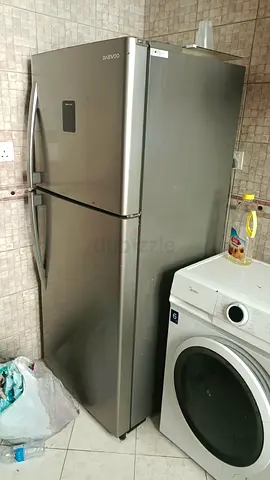 Daewoo Top Freezer Refrigerator - Silver, Good Condition