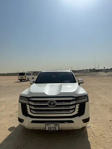Toyota Land Cruiser 2024 GXR GCC Specs