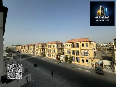 تاون هاوس للبيع دفعه اولي 5 % فقط وسداد على 18 شهرا يشمل الكهرباء و الماء و المكييفات و رسوم التسجيل والتملك لجميع الجنسيات