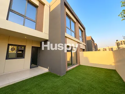 Single Row | Landscaped Garden | Vacant Now
