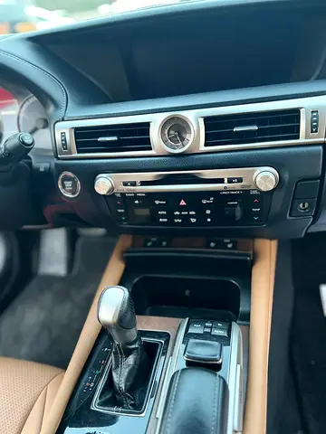 2017 Lexus GS-SERIES — фото 7