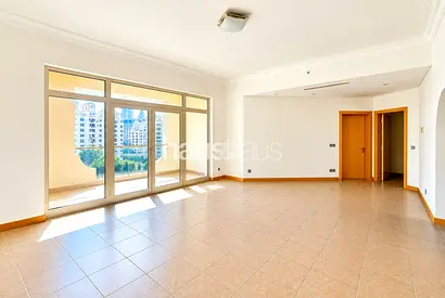 Unfurnished | Beach access | Vacant