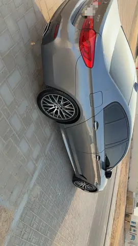 2018 BMW 5-SERIES 照片 4