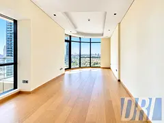 Spacious and bright | large Layout | Prime location