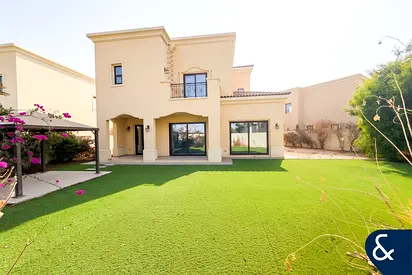 Vacant | Large Plot | Single Row |