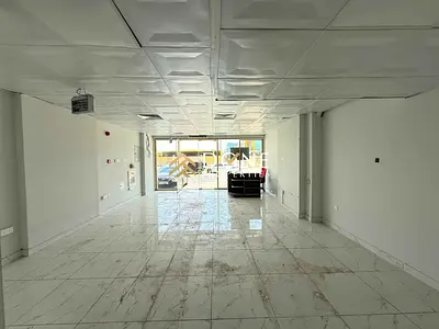 1 MONTH FREE LUXURY SHOP WITH WASHROOM VERY PRIME LOCATION READY TO MOVE JUST 55k