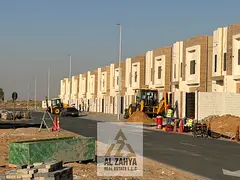 " LIMITED TIME OFFER " NEAR SHOPPING MALL " LOWEST PRICE TOWNHOUSE LAND || BASATIN AL SERRA