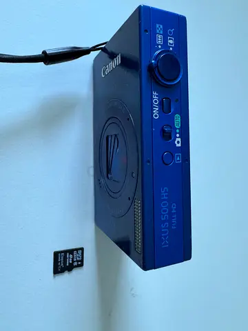 Canon IXUS 500 HS compact digital camera - blue (small SD card)