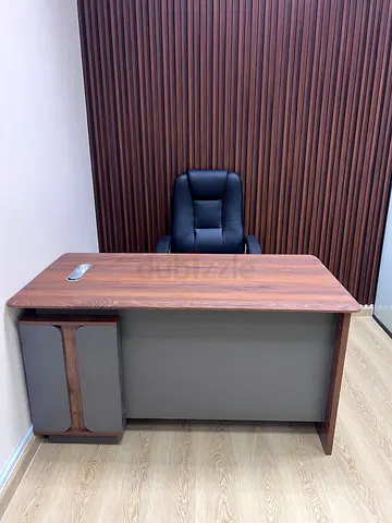 Wood Finish Office Desk 140cm