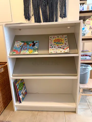 Bookshelf & book display from IKEA
