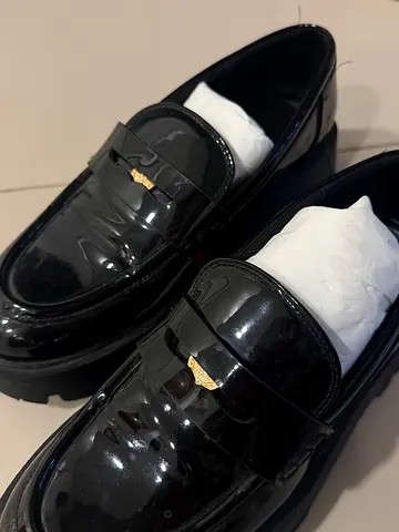 ZARA Chunky Patent Loafers with Gold Detail (Like New) - Size EU 38