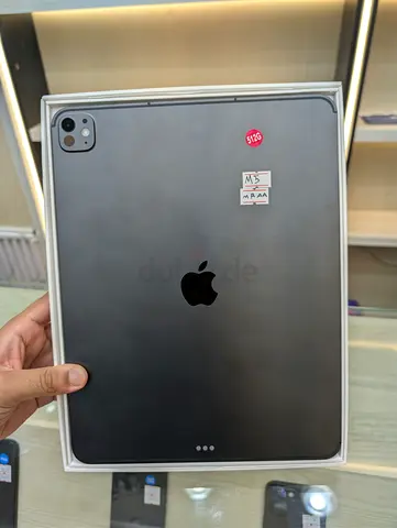 iPad Pro 13 inch M5 512GB 100% SIM CARD BLACK