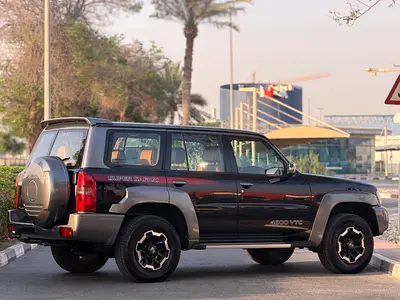 2022 Nissan PATROL SAFARI 照片 4