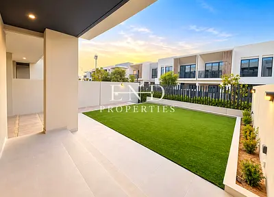 Landscaped | Vastu | Light Fixtures Incl