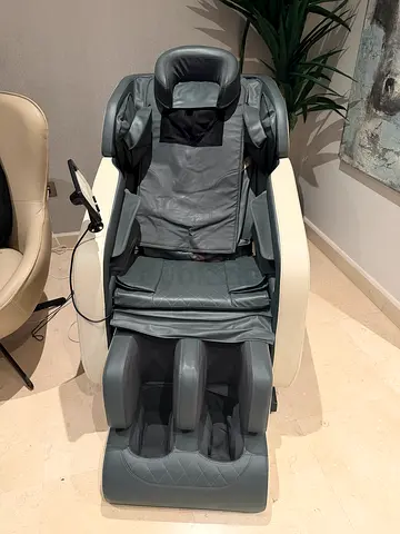 Premium JC Buckman Massage Chair + FREE Portable Car/Seat Massager