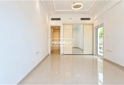 Spacious 1BHK |Ready to move in | Balcony | Prime Location