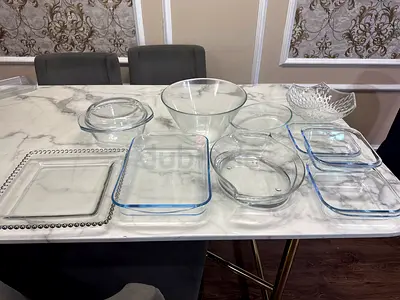 Serving dishes