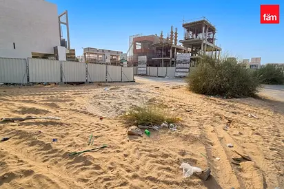 Largest Plot | Corner Plot | End Unit