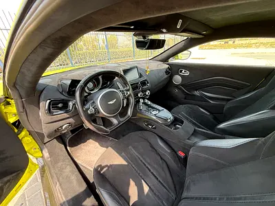 صورة مصغرة 17 لـ 2019 Aston Martin VANTAGE