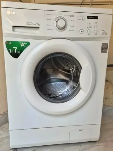 LG direct drive new model washing machine 7kg urgend for sale