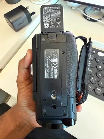 Sony Handycam Camcorder - AX43 - Barely used