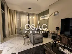 Living Luxury | Canal View | Smart Layout