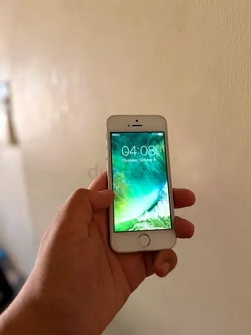 ‼️ URGENT SALE ‼️ iPHONE 5s - 32GB ‼️